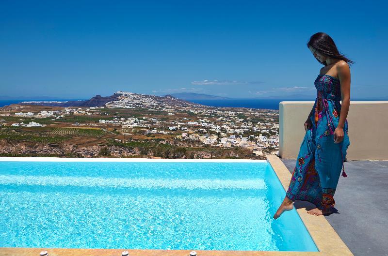 North Santorini A Luxury Spa Hotel Pyrgos Kallistis Bagian luar foto